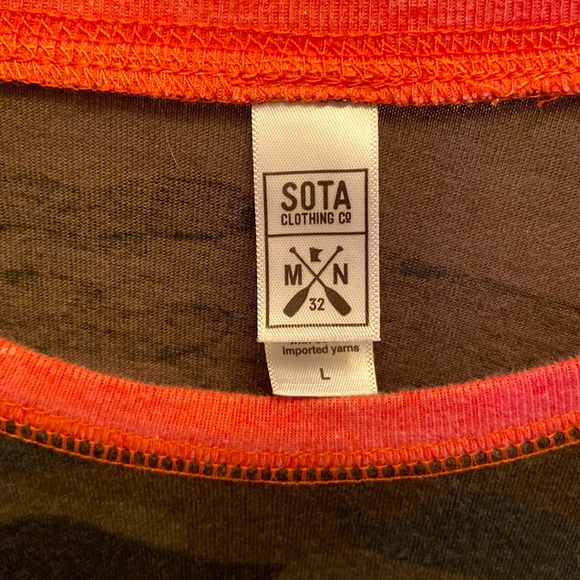 Minnesota Camo - pink long sleeved shirt - Picture 3 of 3